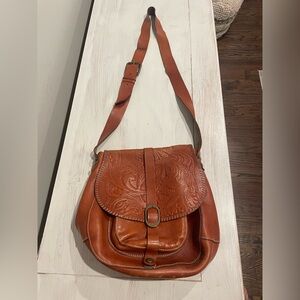 Patricia Nash tooled Leather bag